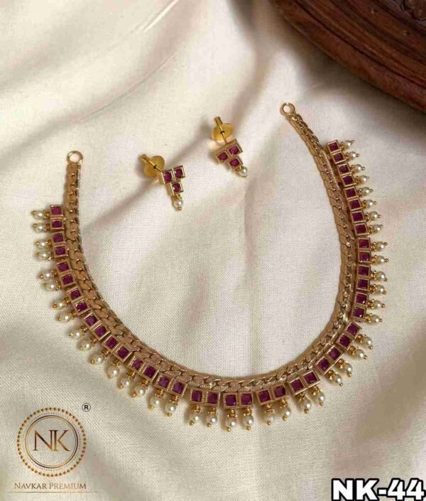 Red Simple Necklace