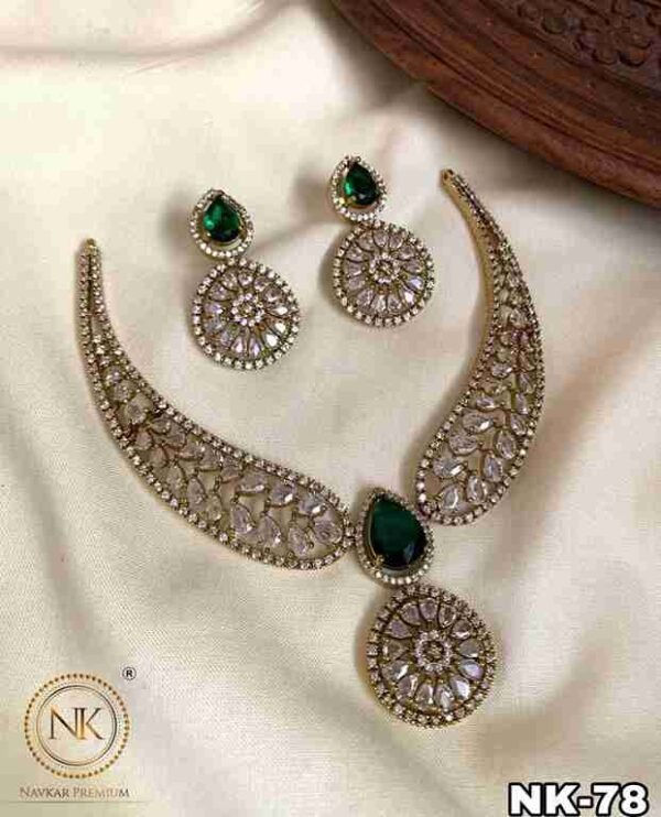 Green & White Stone Necklace