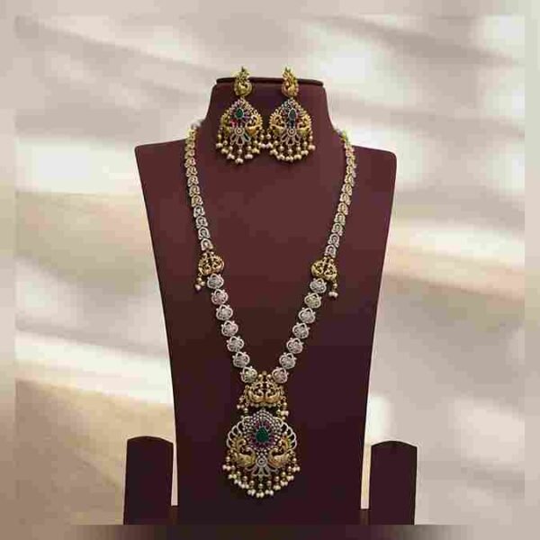 White Stone Long Chain Set
